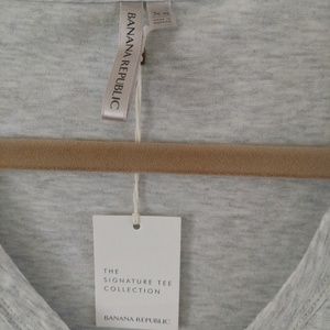 Banana Republic Tops - Banana Republic t-shirt Banana Republic Tops - Banana Republic t-shirt